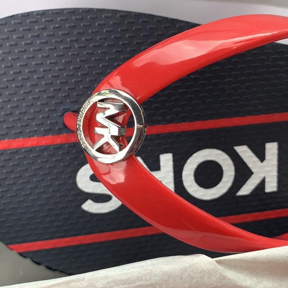 NIB Michael Kors flip flop ADM/OWH/BRRD silver MK logo new with box - Picture 3 of 8
